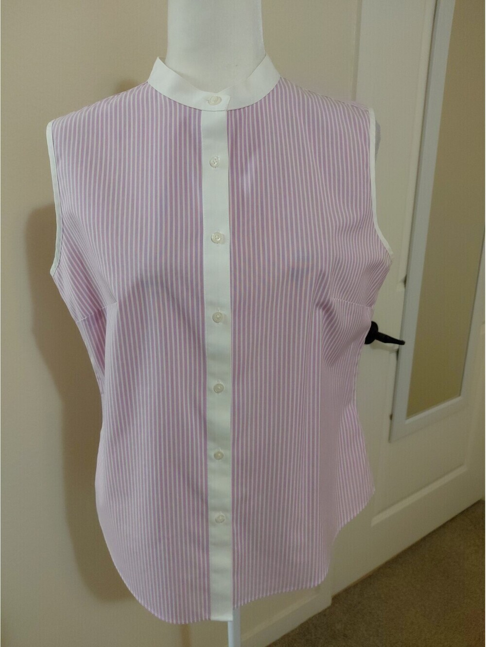 Brooks Brothers Button Front Sleeveless Top Violette And White Spripes Sz 12 EUC